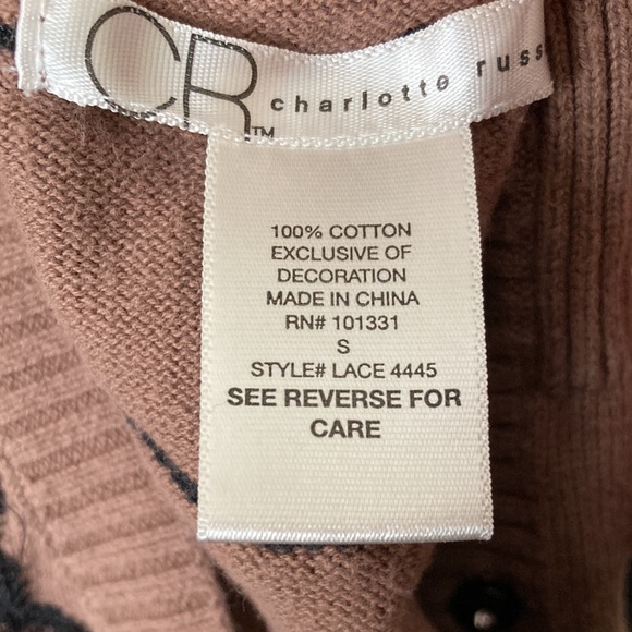 ✅2 cropped cardigan! - Picture 7 of 14